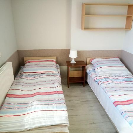 Noclegi Przy Szpitalu Torun Exterior foto
